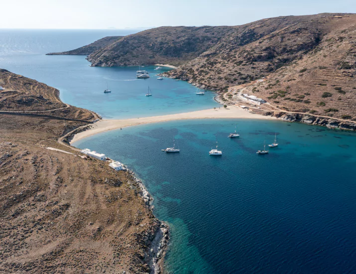 Double sided sandy beach